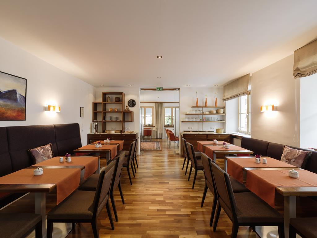 Quality Hosts Arlberg - Goldenes Kreuz Hotel Sankt Anton am Arlberg